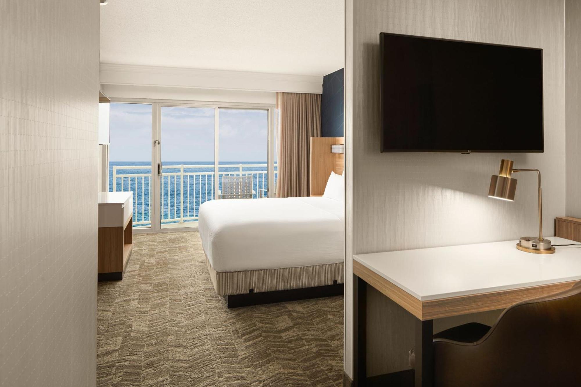 Springhill Suites By Marriott Virginia Beach Oceanfront Exterior photo